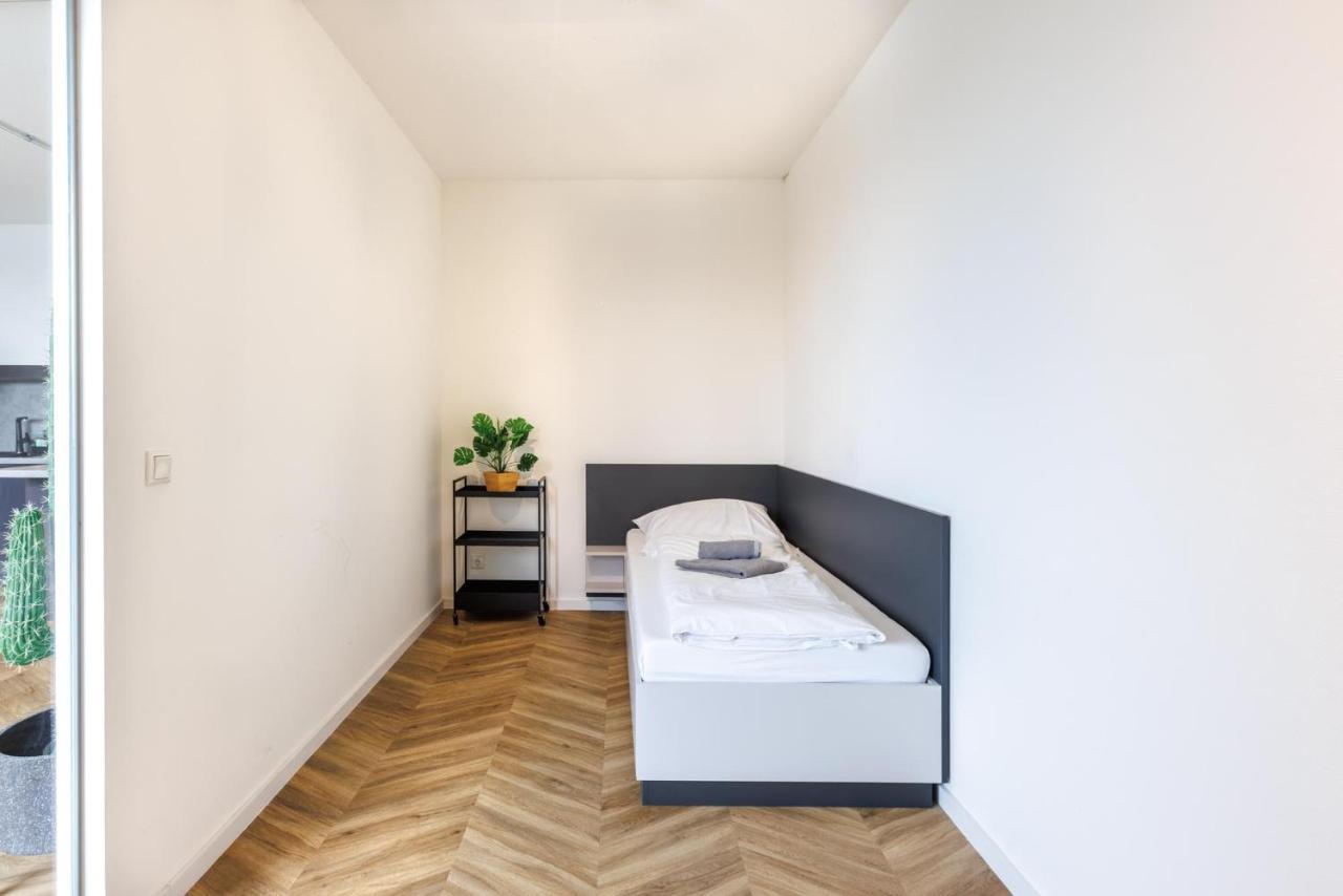 Glueck Auf Appartements Dueppelstrasse Oberhausen  Exterior foto