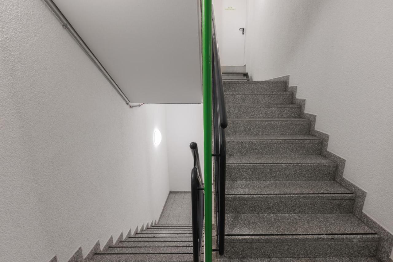Glueck Auf Appartements Dueppelstrasse Oberhausen  Exterior foto